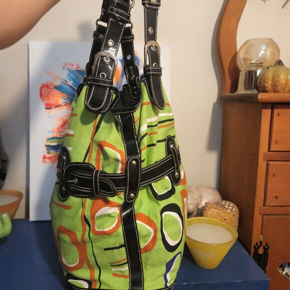 X-Large sized SAMOE green canvas shoulder tote bag|Black faux leather trim ADJ. - Picture 4 of 12